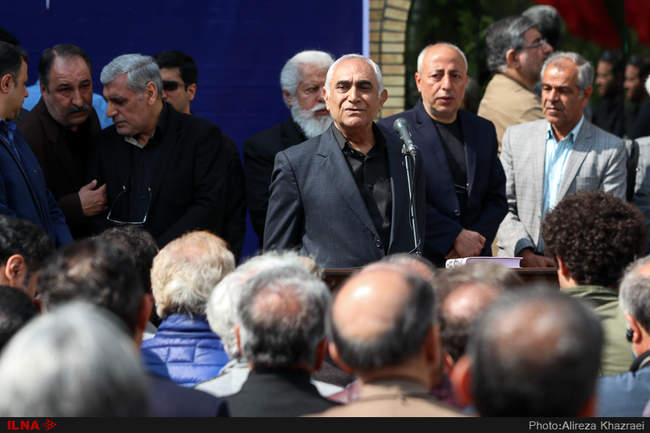 تصاویر مراسم تشییع پیکر بهرام زند، دوبلور 