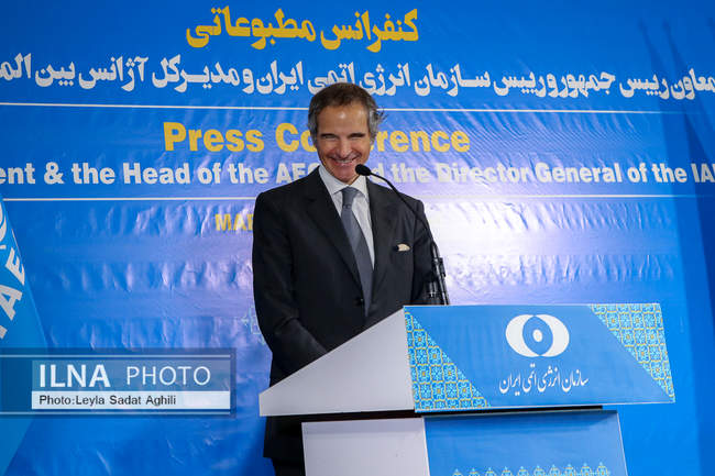 کنفرانس مطبوعاتی رئیس سازمان انرژی اتمی ایران و مدیرکل آژانس بینال