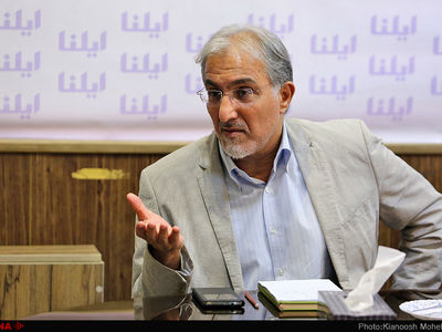 عده‌ای دنبالِ قانونی کردن استثمار هستند/ دولت ابزارهای لازم برای کمک به کارگران را در اختیار دارد/ سی سال است که به اسم خصوصی‌سازی منابع کشور را غارت می‌کنند