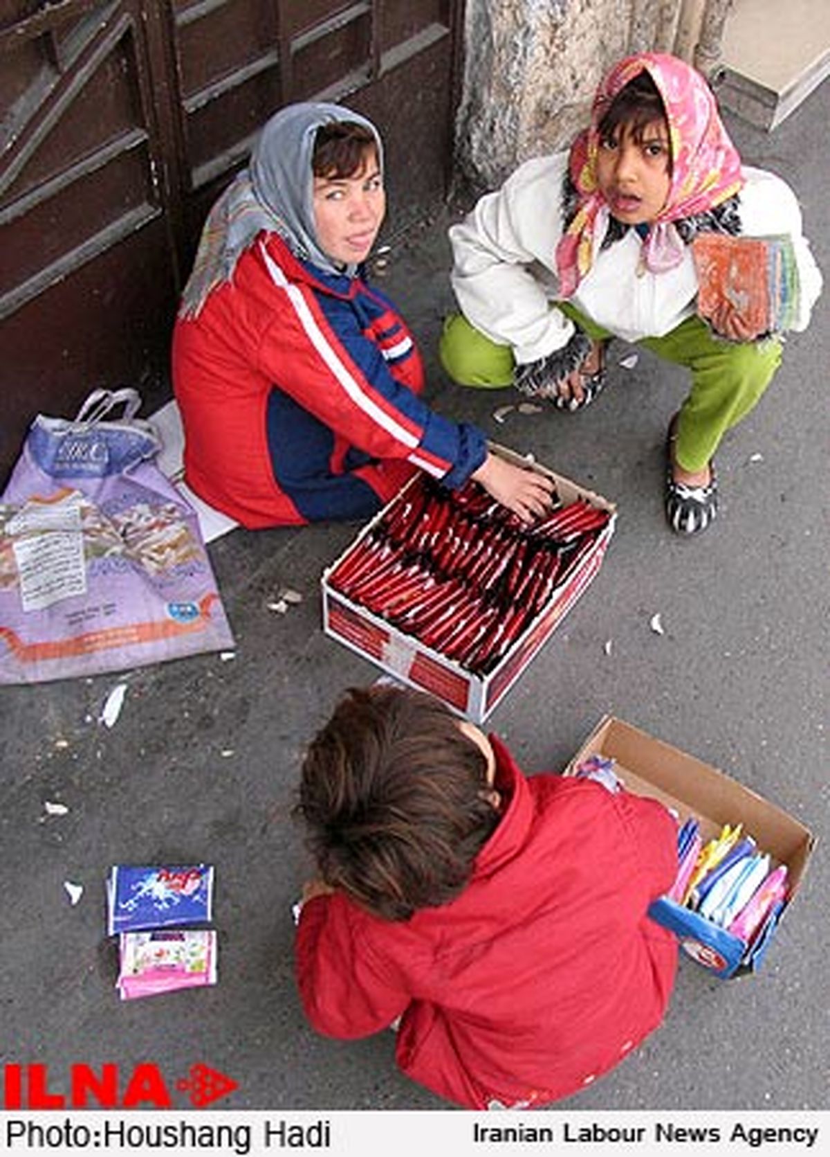 كار تابستانی كودكان دائمی شده است