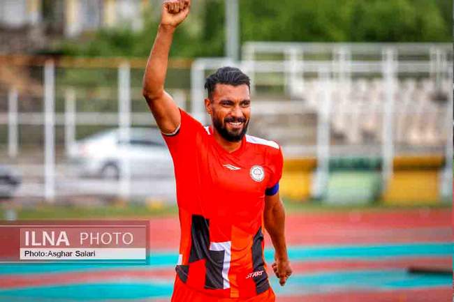 دیار تیمهای فوتبال شهرداری بندر عباس با شهید  اورکی اسلامشهر