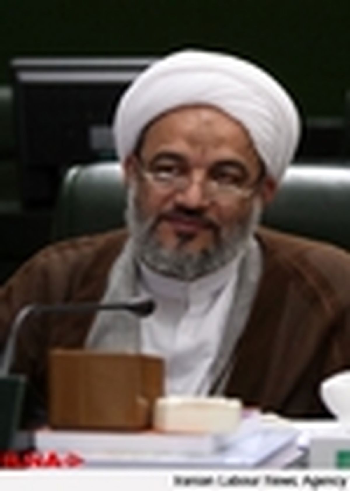 روایت آقا تهرانی از خانه‌نشینی ۱۱ روزه احمدی‌نژاد