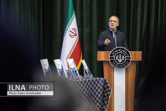 همایش «در مسیر عدالت» عدالت شغلی، توازن منطقه‌ای با حضور رییس جمهور 