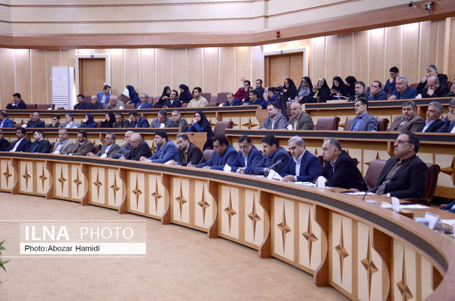 نشست کارگروه اشتغال و سرمایه گذاری گیلان با حضور وزیر تعاون،کار و رف�