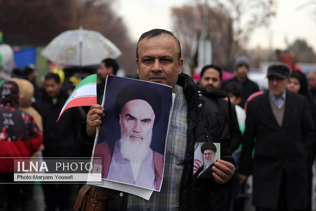 حضور مردم تبریز در راهپیمایی ۲۲ بهمن