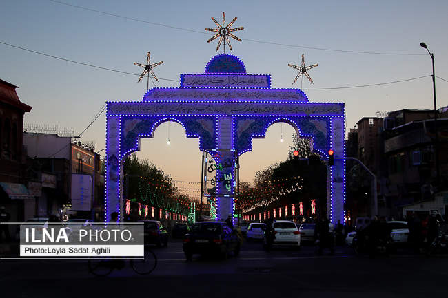 حال و هوای تهران درشب نیمه شعبان