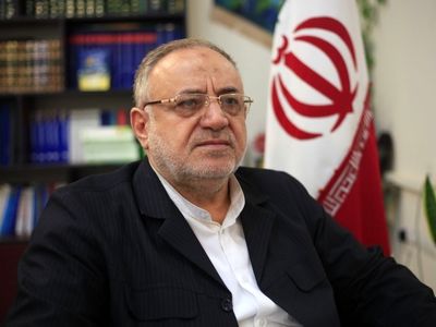  تجمع شب گذشته محدود اما  پیچیده بود 