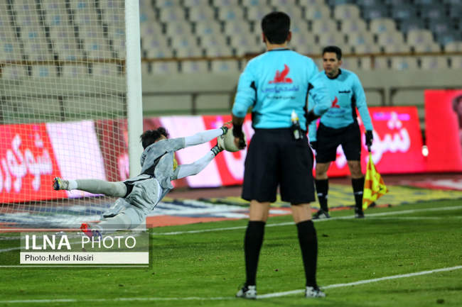 دیدار تیمهای فوتبال پرسپولیس تهران-ون‌پارس اصفهان در جام حذفی