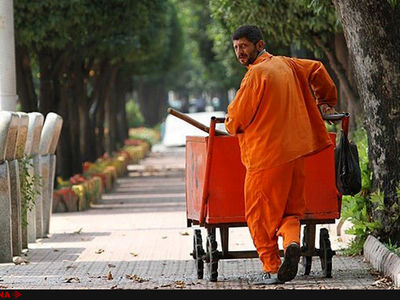 کارگران پیمانی شهرداری الوند خواستار حذف پیمانکار شدند