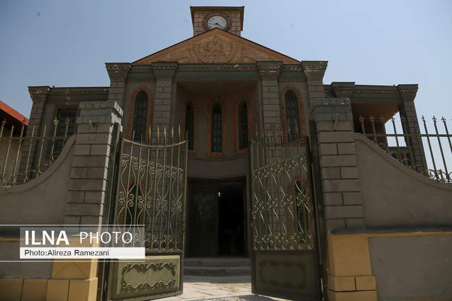 رونمایی از سردیس‌های هنرمندان در شهرک غزالی