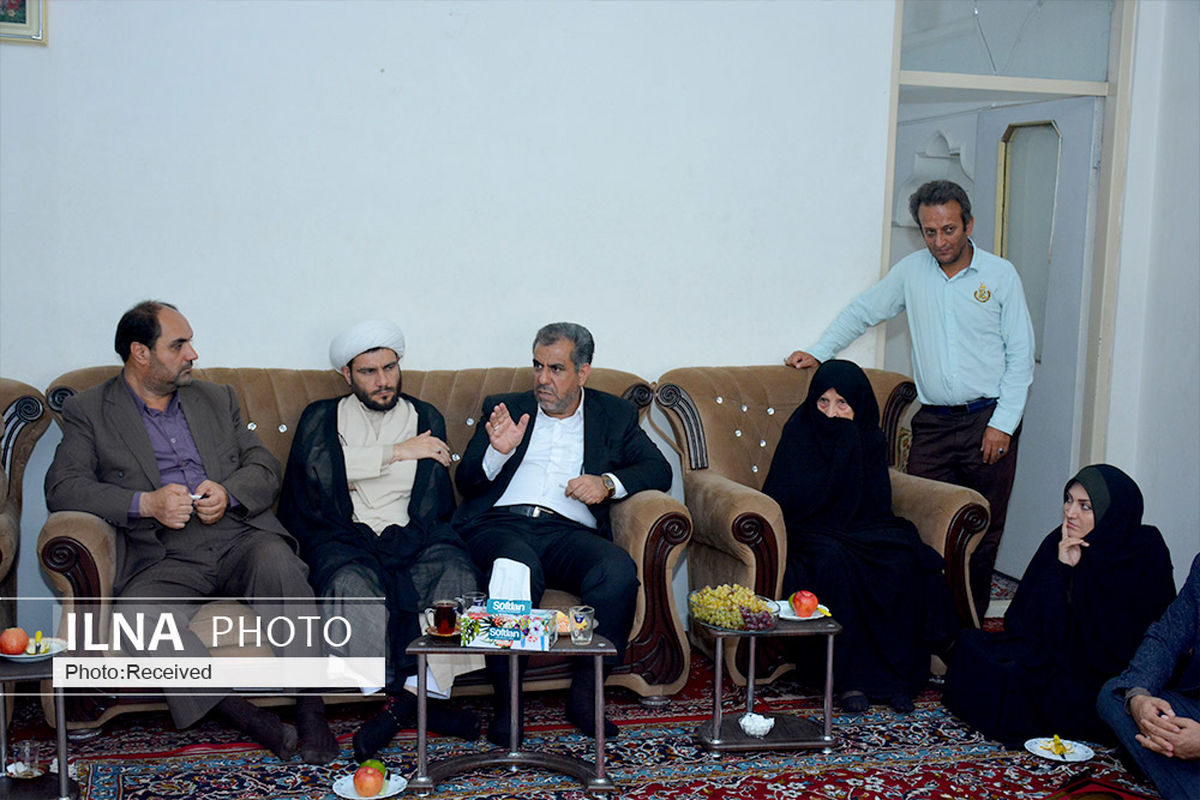 نباید آبروی افراد به خاطر منافع سیاسی ریخته شود