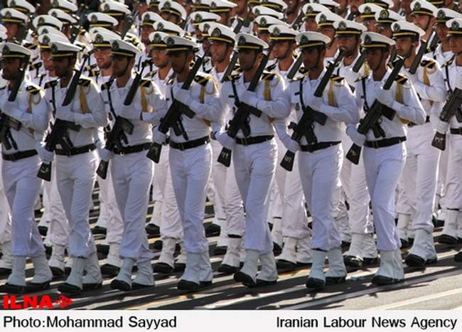 مراسم رژه نیروهای مسلح