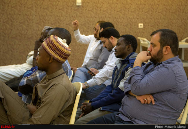 جلسه توجیهی و تعیین قرعه متسابقین اولین دوره مسابقات بین المللی قرآن