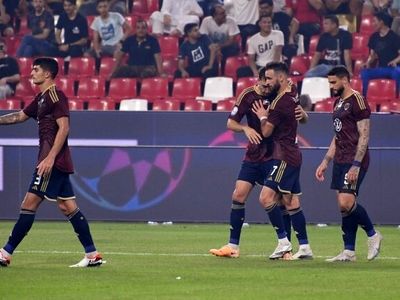  الوحده با حضور نوراللهی به پیروزی رسید
