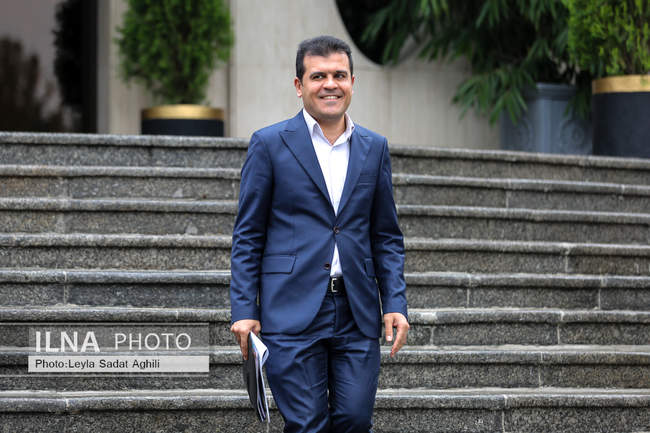 حاشیه جلسه هیات دولت - ۲۳ آبان
