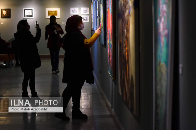نمایشگاه گروهی «جنگ و صلح»