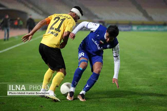 گزارش تصویری فوتبال سپاهان و استقلال 