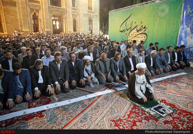 مراسم افطاری دوازدهمین روز ماه مبارک رمضان با حضور آیت الله هاشمی رفسنجانی