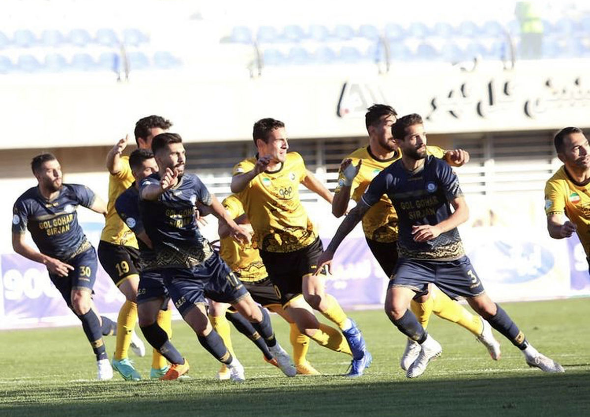 ویدیو: خلاصه بازی گل گهر سیرجان 4 - سپاهان اصفهان  2
