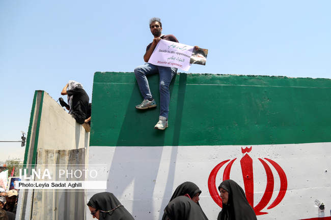 مراسم تشییع پیکر مطهر رهبر شهید انقلاب / 1