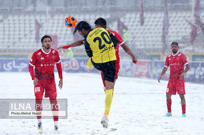 گزارش تصویری بازی پرسپولیس و سپاهان اصفهان