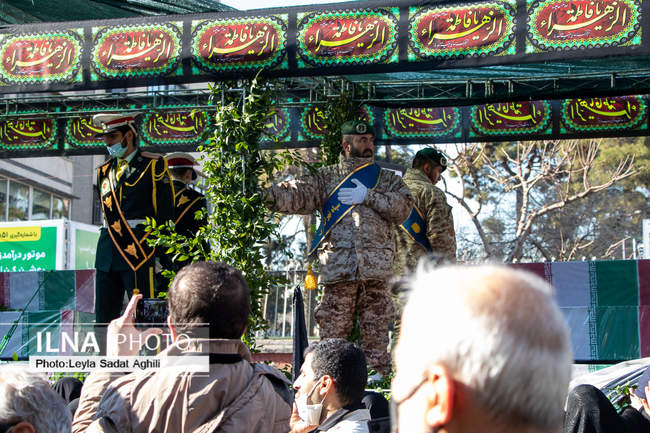 تشییع باشکوه پیکر‌های مطهر ۱۵۰ شهید گمنام در تهران/۳