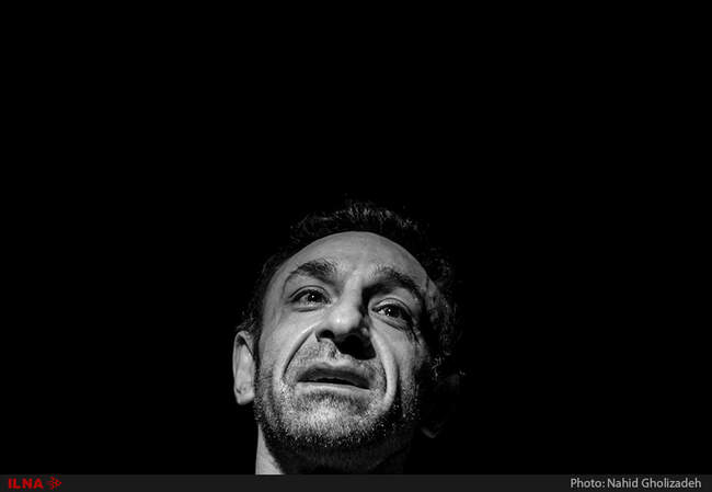 نمایش سندرم پای بیقرار در مشهد به روی صحنه رفت