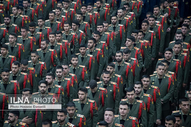 مراسم بزرگداشت 12 بهمن در حرم امام خمینی (س) 