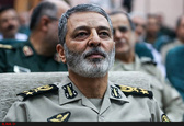 باید به مدافعان جوان کشور افتخار کرد
