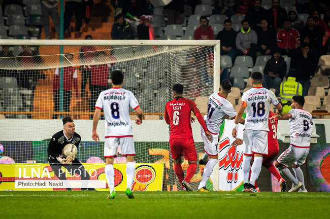 لیگ برتر فوتبال: پرسپولیس تهران۱ - نساجی مازندران ۰