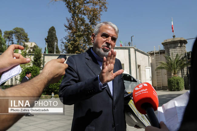 حاشیه جلسه هیات دولت - 9 مهر