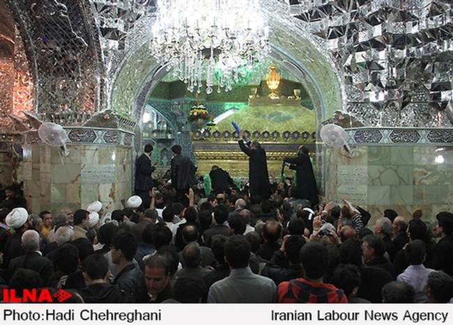 لحظه تحویل سال در حرم حضرت معصومه(س) قم