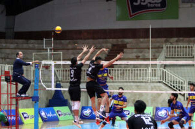 گزارش تصویری دیدار دو تیم لبنیات هراز آمل - آذرباتری ارومیه
