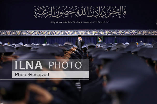دیدار فرماندهان نیروی هوایی و پدافند هوایی ارتش با رهبر معظم انقلاب 