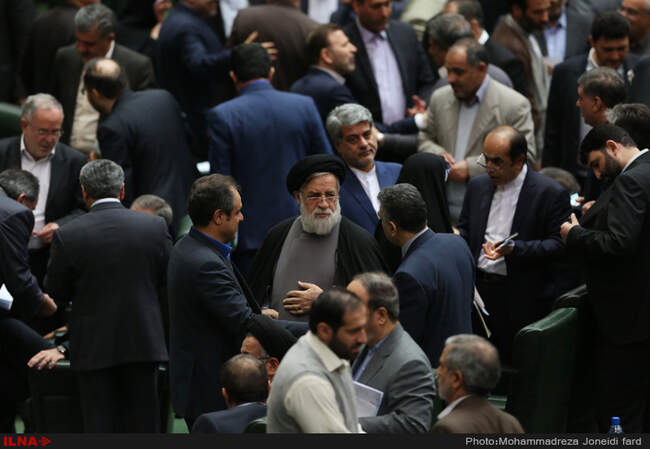 استیضاح وزیر راه و شهرسازی در جلسه امروز مجلس شورای اسلامی
