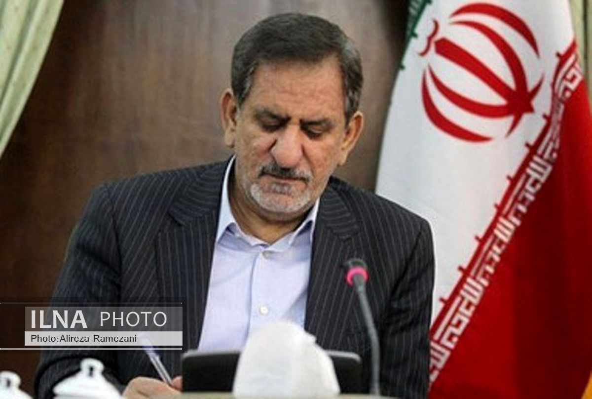 تقدیر جهانگیری از دانش‌آموزانی که هدایای خارجی را قبول نکردند