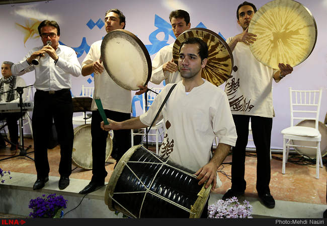 دیدار رئیس جمهور از خانه سالمندان و معلولین مجتمع قدس