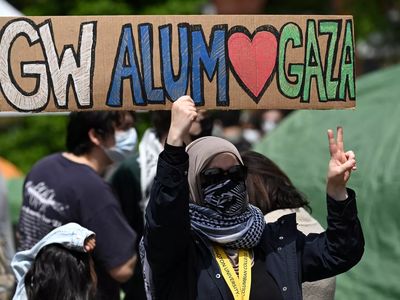 درگیری بین دانشجویان موافق و مخالف جنگ اسرائیل علیه غزه در دانشگاه کالیفرنیا