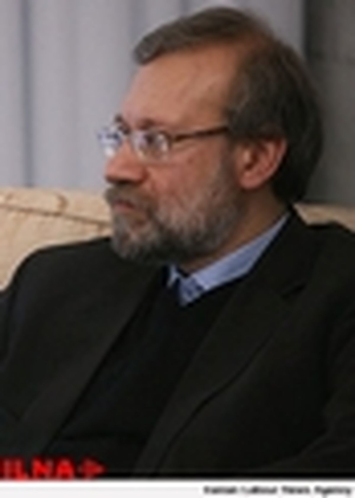 دیدار رئیس مجلس با خانواده شهید چوبکی