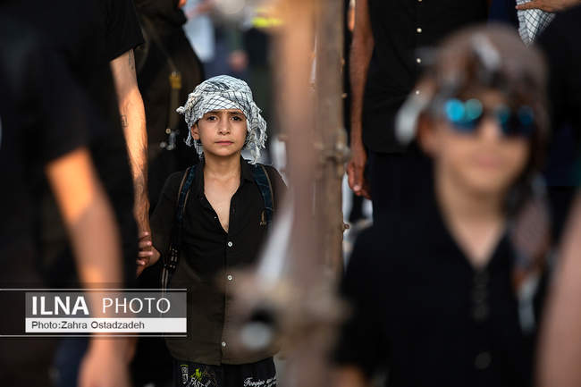 عبور زائران اربعین حسینی از مرز شلمچه