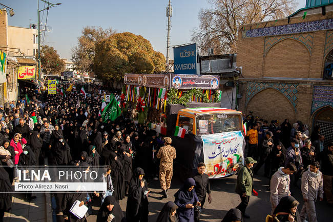 تشییع هشت لاله زهرایی در قزوین