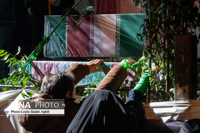 تشییع باشکوه پیکر‌های مطهر ۱۵۰ شهید گمنام در تهران/۳