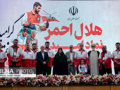 گرامیداشت هفته هلال احمر با حضور رئیس‌جمهور