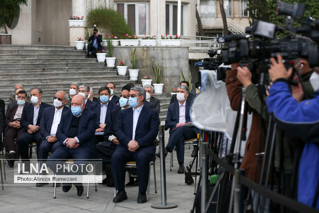 در حاشیه جلسه امروز هیئت دولت 