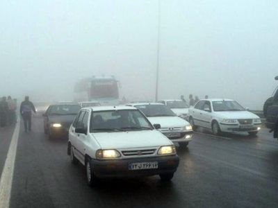مه گرفتگی همراه با کاهش دید در استان‌های شمالی و غربی/گرد و خاک در محورهای ایلام