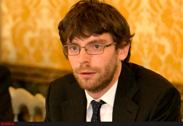 US sanctions increase “maximum pressure” on ordinary Iranians; Middle East analyst