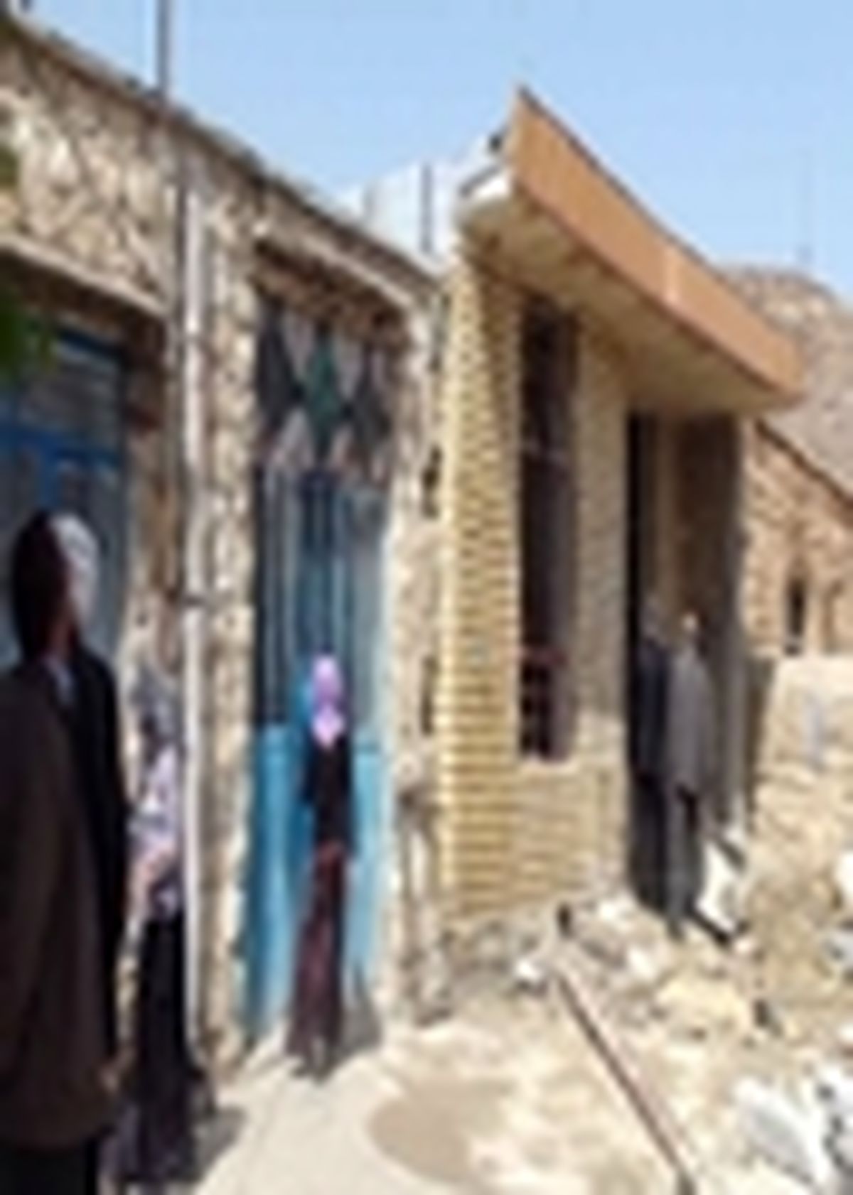 بهره برداری از ۲۴ واحد مسکونی مددجویان ایوانی در دهه مبارک فجر