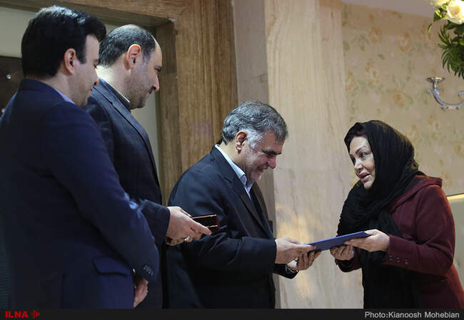 مراسم تقدیر از هنرمندان و سفرای پیشگیری از اعتیاد