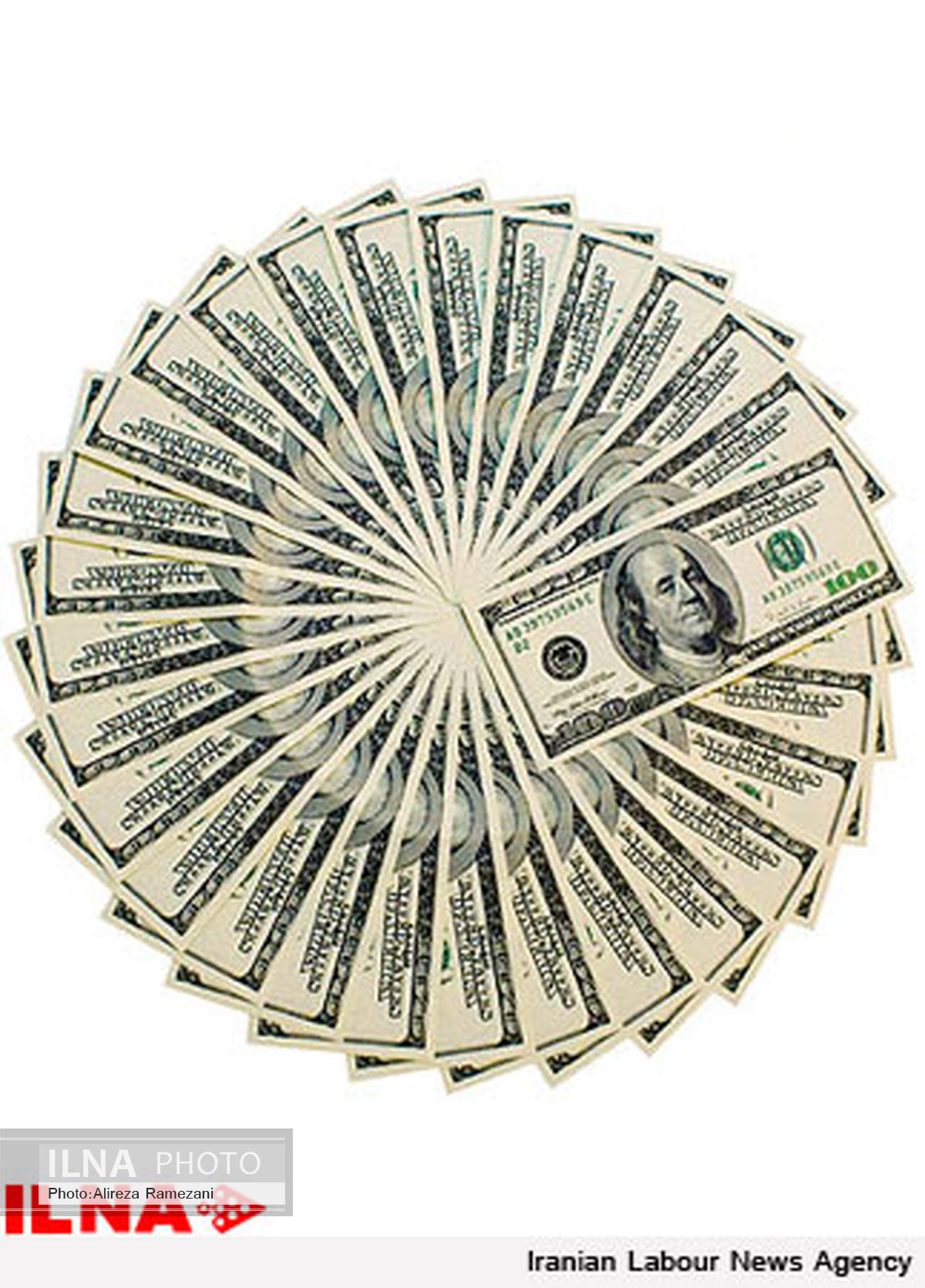 دلار آمریکا 3520 تومان / یورو 3935 تومان