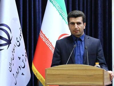 تشریح برنامه‌های آموزش و پرورش برای سلامت جسمانیِ دانش آموزان دختر 